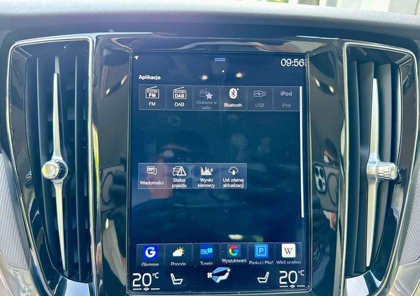 Volvo V60 cena 99900 przebieg: 167502, rok produkcji 2019 z Brzozów małe 631